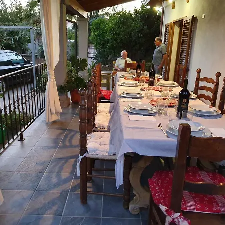 Alojamento de Acomodação e Pequeno-almoço Perdalonga