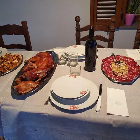 Perdalonga Alojamento de Acomodação e Pequeno-almoço Ghilarza