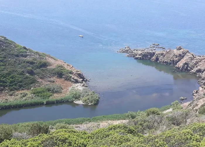 לינה וארוחת בוקר Perdalonga Ghilarza